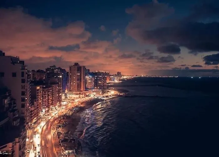 Breathtaking Wide Seaview Apartment